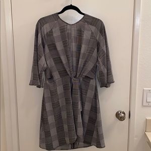 Mid sleeve mini plaid dress